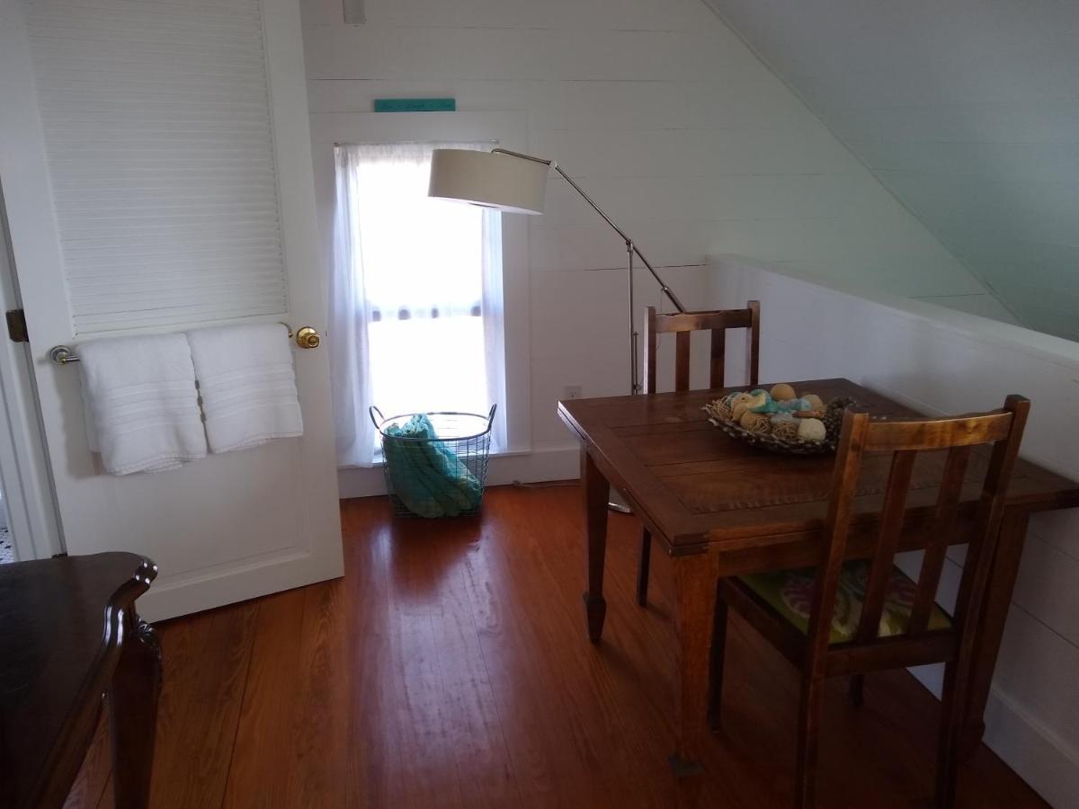 Surf Song Bed & Breakfast Tybee Island Exterior photo