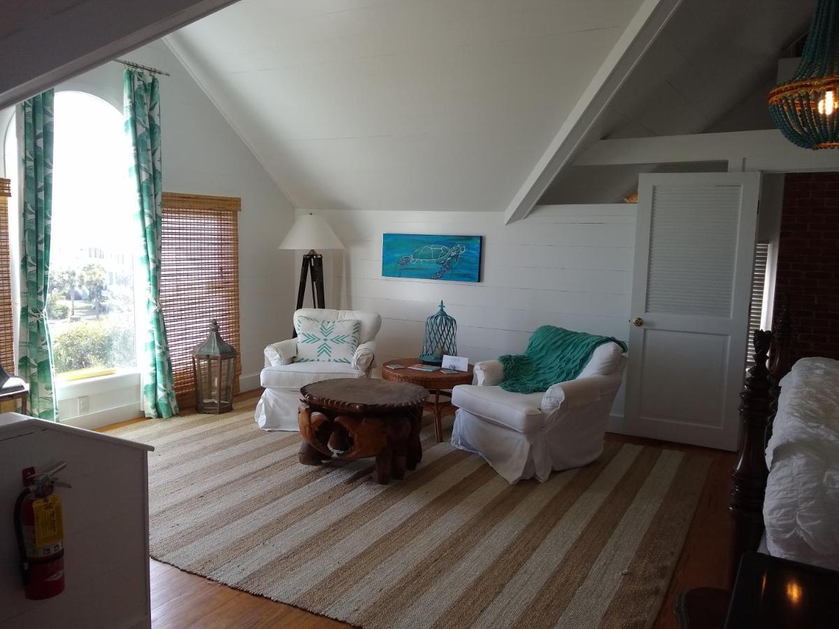 Surf Song Bed & Breakfast Tybee Island Exterior photo