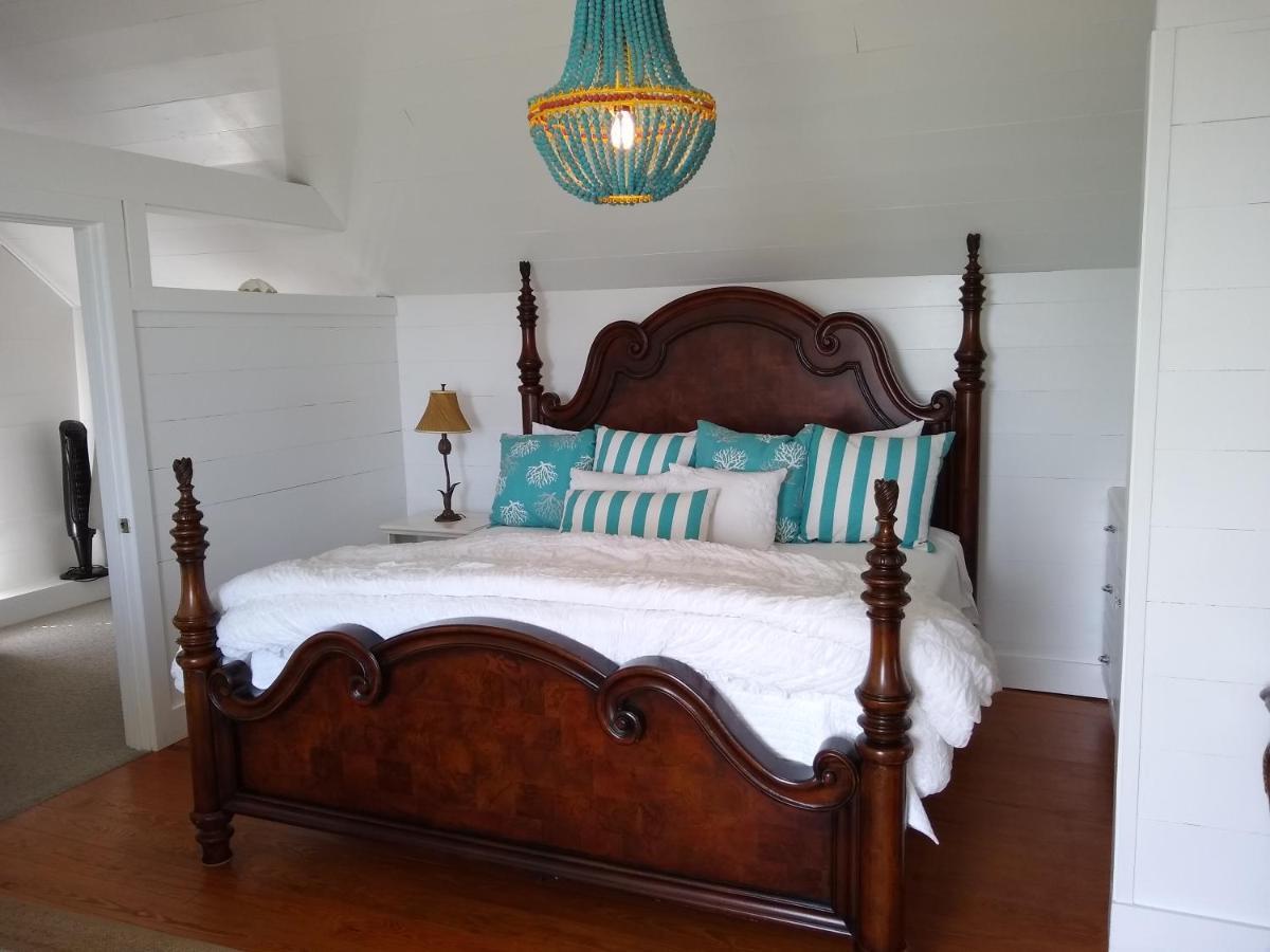 Surf Song Bed & Breakfast Tybee Island Exterior photo