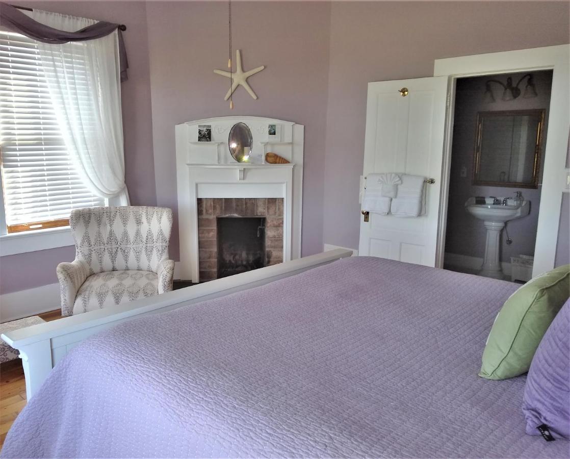 Surf Song Bed & Breakfast Tybee Island Exterior photo